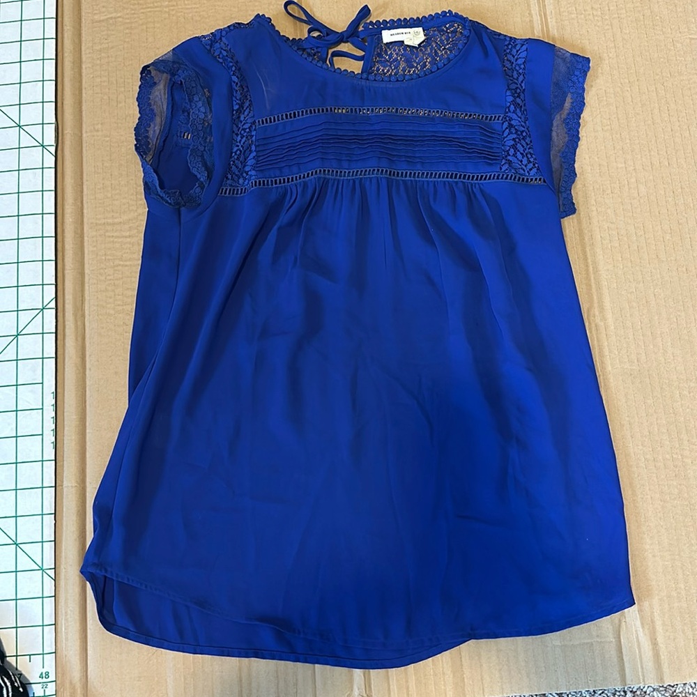 Anthropology Royal blue lace blouse size small